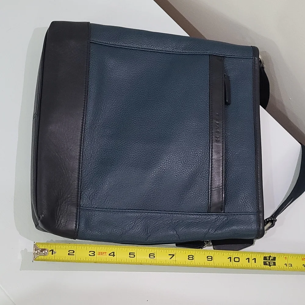 Coach crossbody bag - Picture 4 of 8